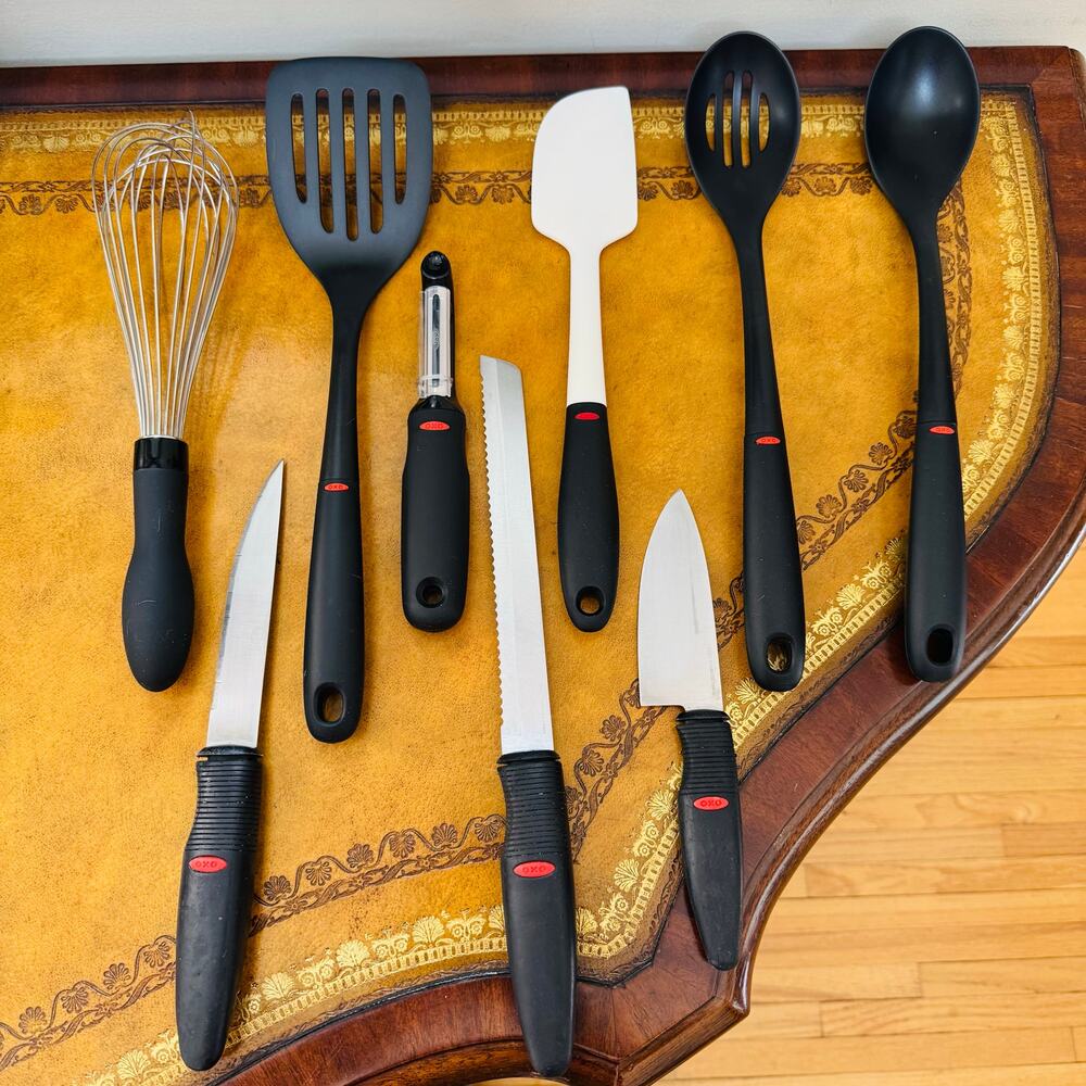 OXO New Kitchen Utensils Lot of 9 Spoons, Spatulas, Potato Peeler, Knives, Whisk